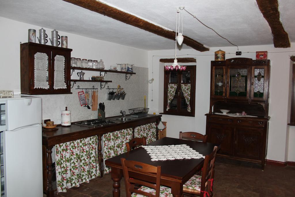 Casa Giuliana Guest House Calosso Rom bilde